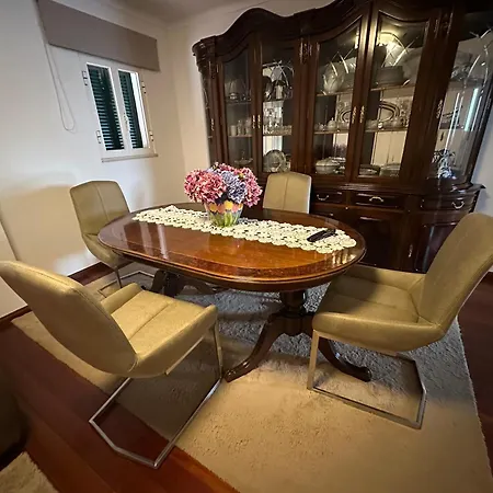 Dete Apartment